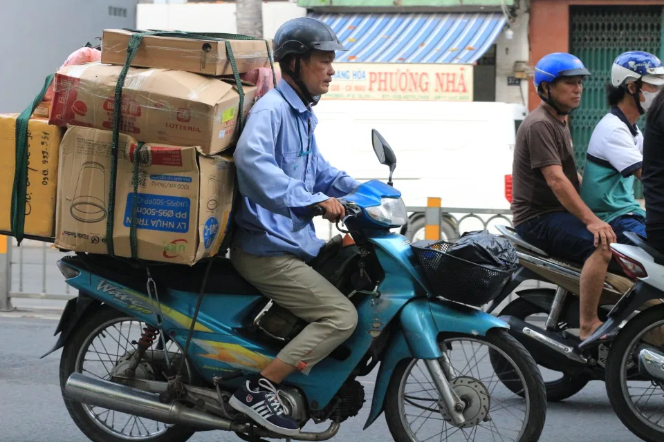 Xe & dịch vụ đi kèm